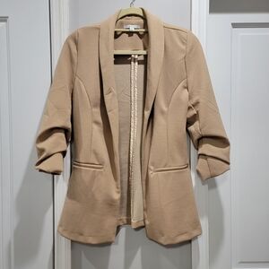 Blāshe Beige Rolled Sleeve Blazer